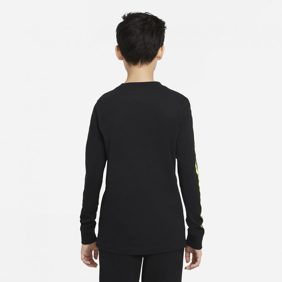 Nike Sportswear Lifestyle Taping Kids’ Long Sleeved T-shirt