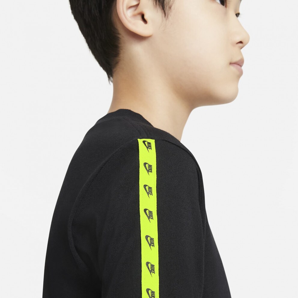 Nike Sportswear Lifestyle Taping Kids’ Long Sleeved T-shirt