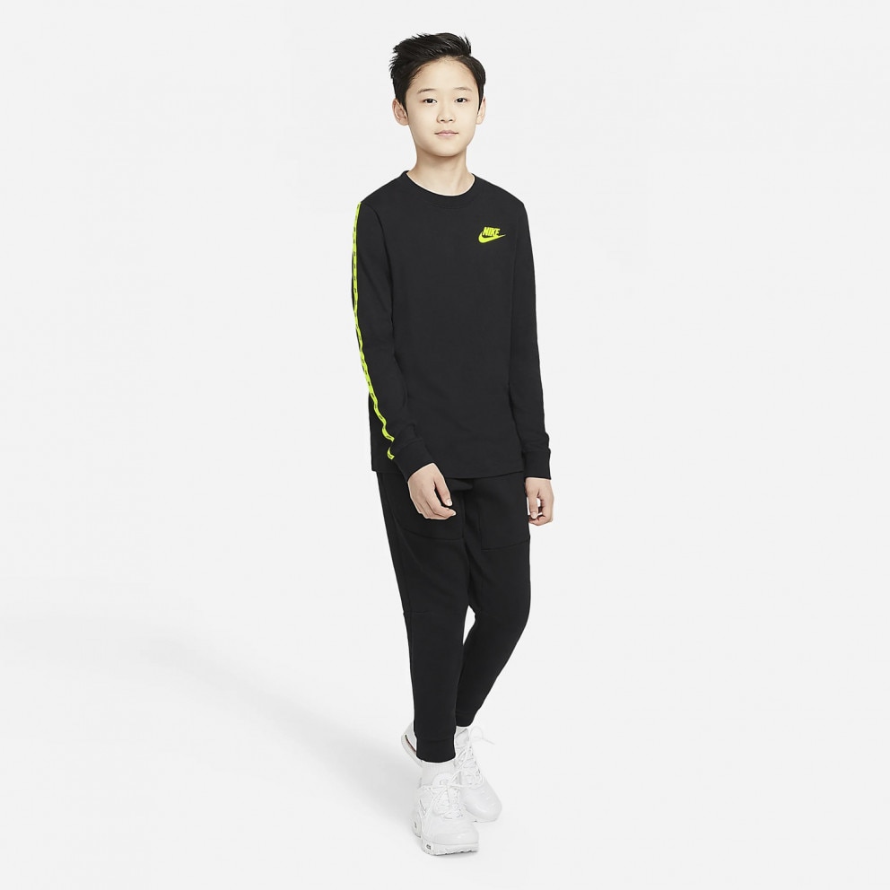 Nike Sportswear Lifestyle Taping Kids’ Long Sleeved T-shirt