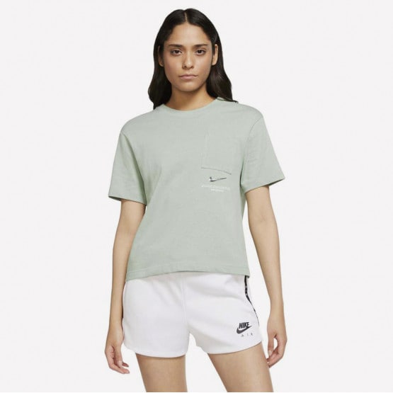 Nike Sportswear Swoosh Women's T-Shirt