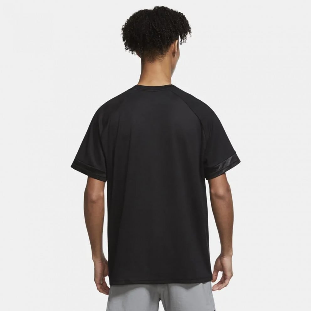 Nike Dri-FIT Sport Clash Men's T-Shirt