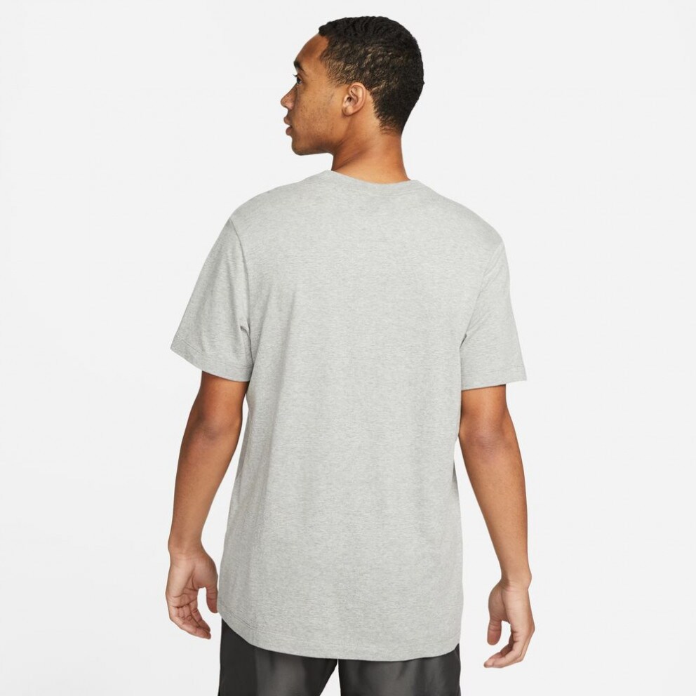 Nike Sportswear Men's T-shirt