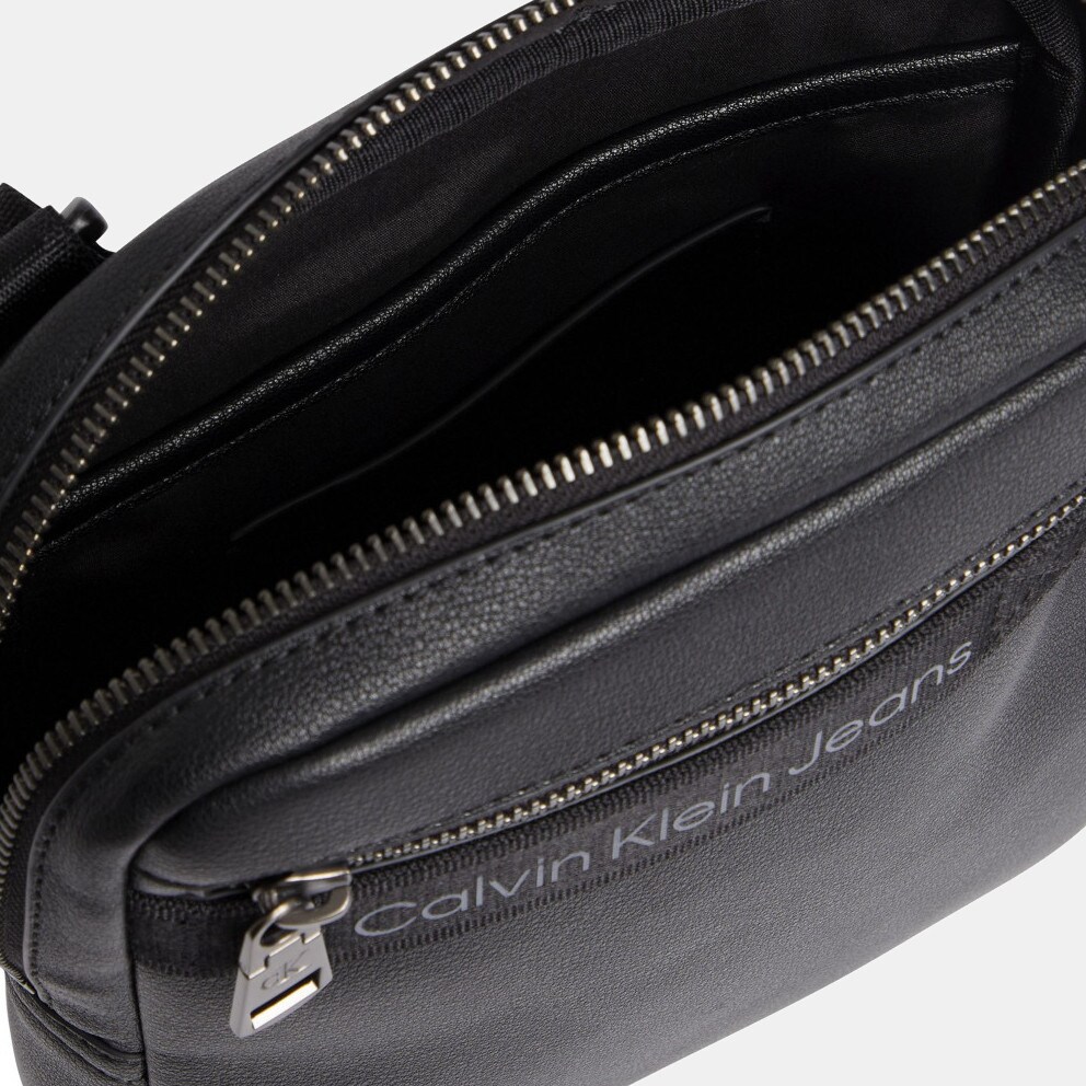 Calvin Klein Explorer Reporter Men's Crossbody Bag