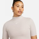 Nike Sportswear Essentials Women's T-Shirt