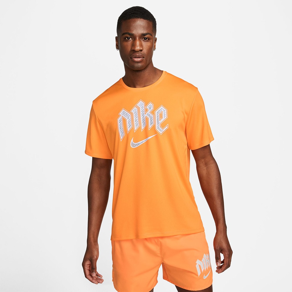 Nike Dri-FIT Run Division Miler Men's T-shirt