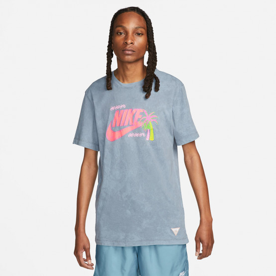 Nike Sportswear Beach Party Men's T-shirt