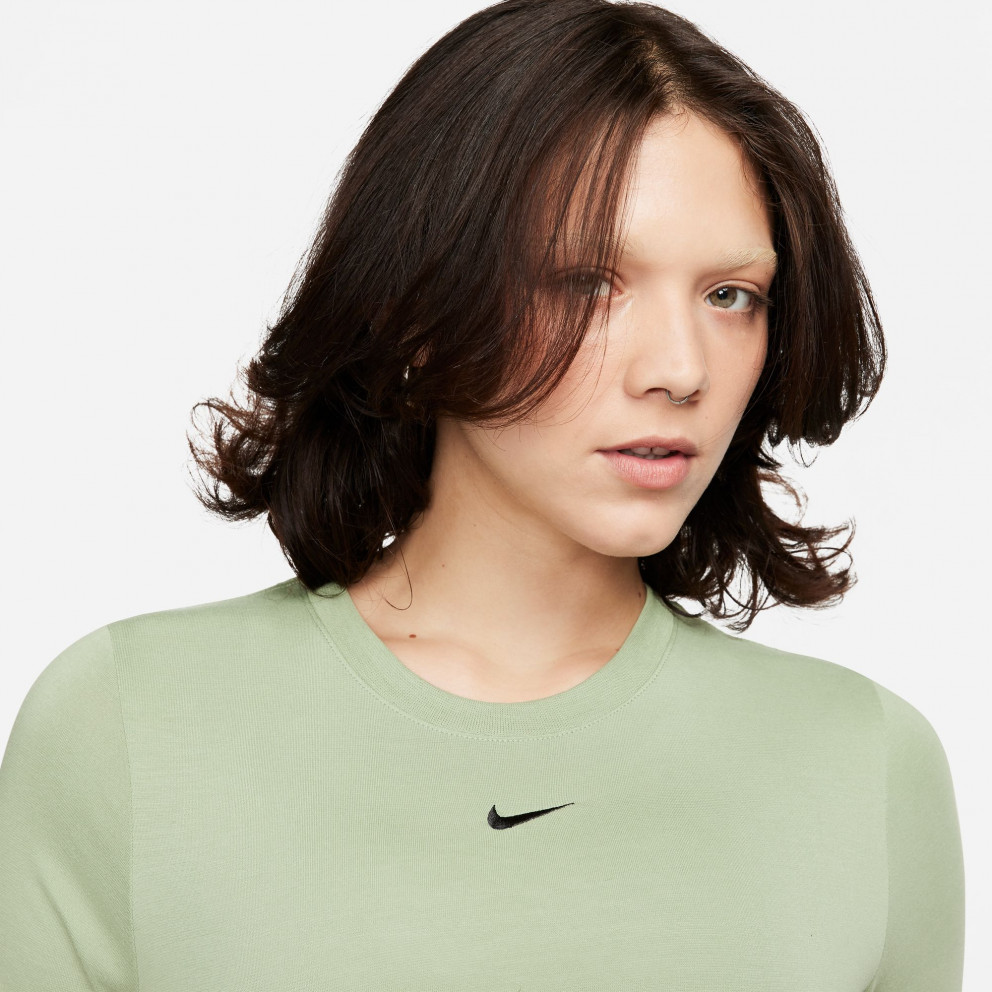 Nike Sportswear Essential Γυναικείο Cropped T-shirt