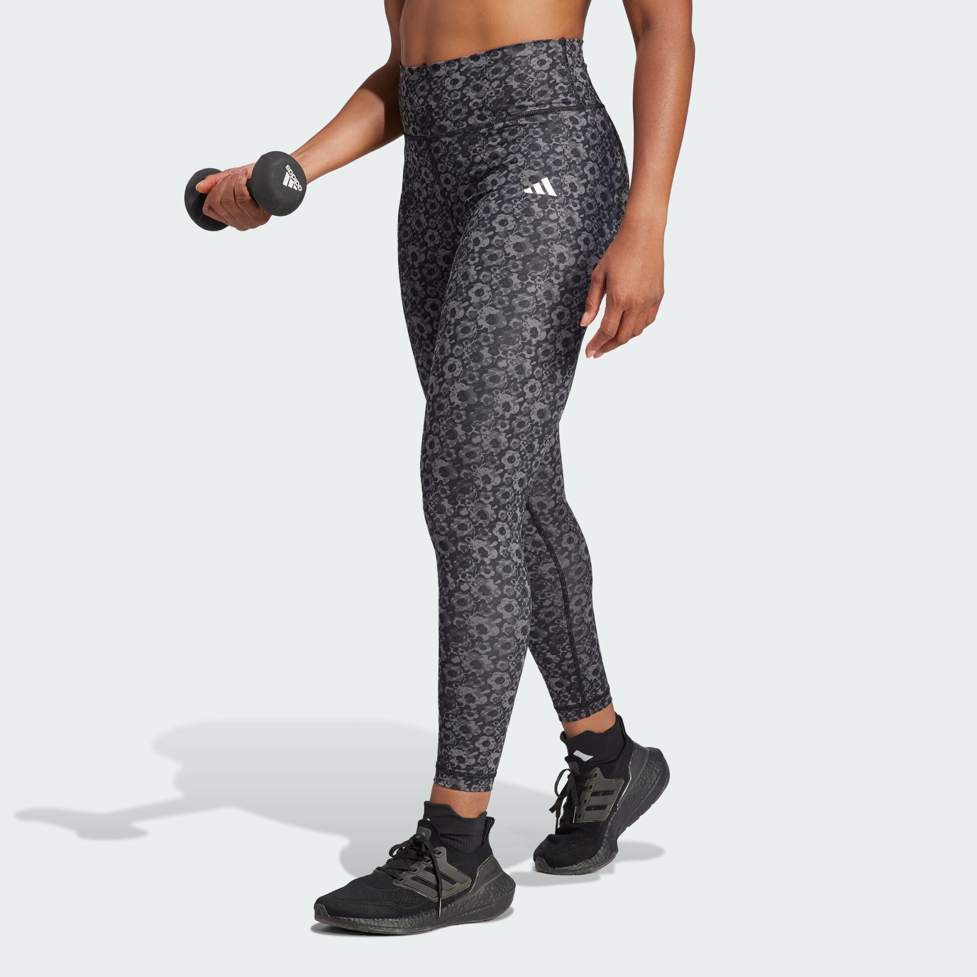 Adidas qte top