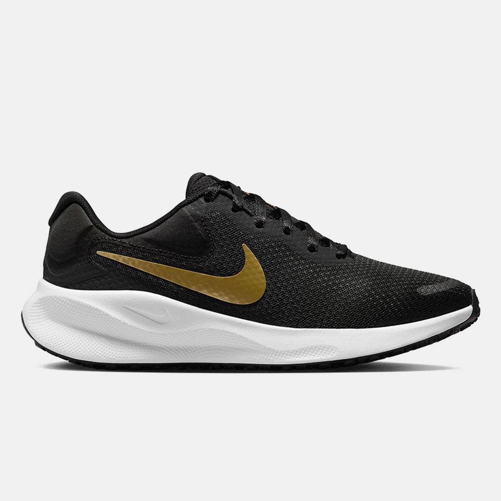Nike quest vs revolution hot sale