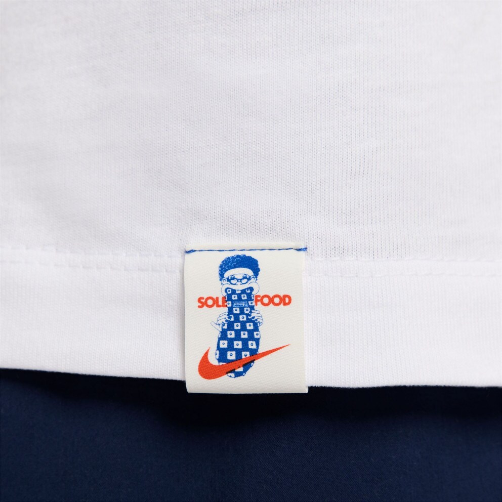 Nike Sportswear Graphic Men's T-shirt