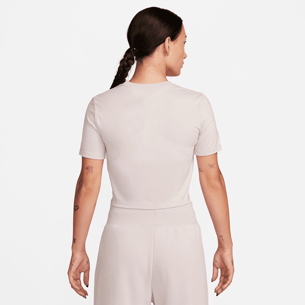 Nike Sportswear Essential Women's Cropped T-shirt