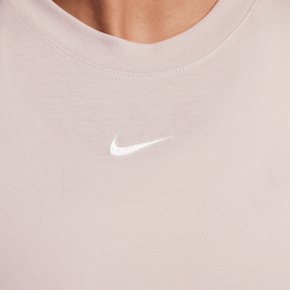 Nike Sportswear Essential Women's Cropped T-shirt