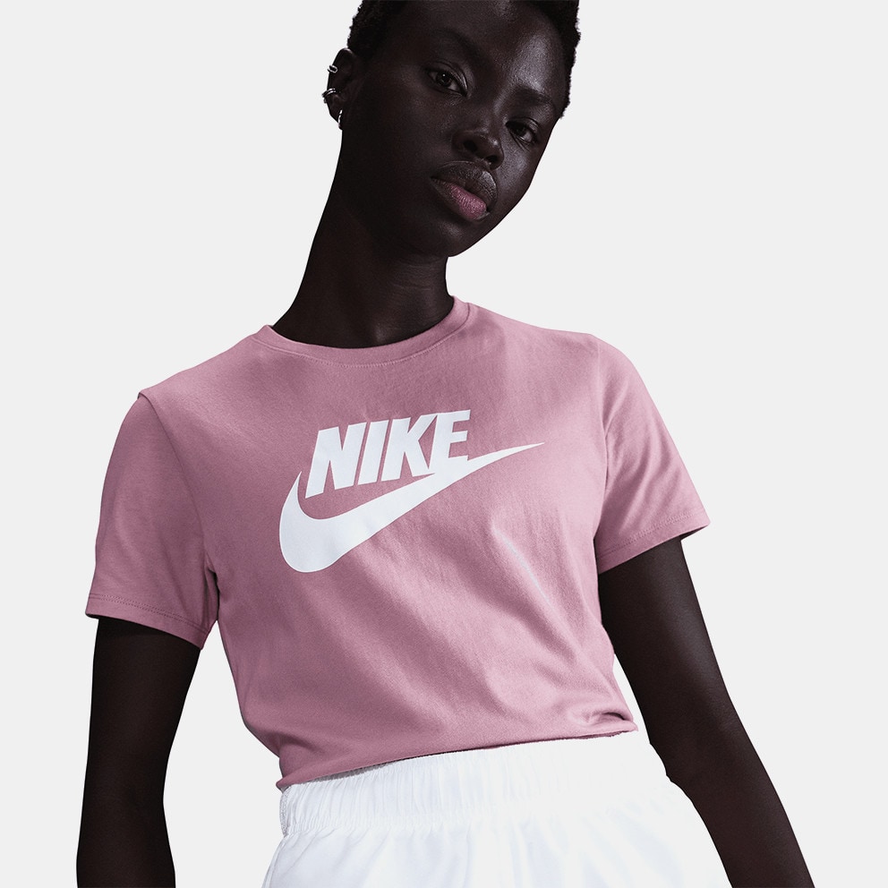 Nike Sportswear Club Γυναικείο T-Shirt
