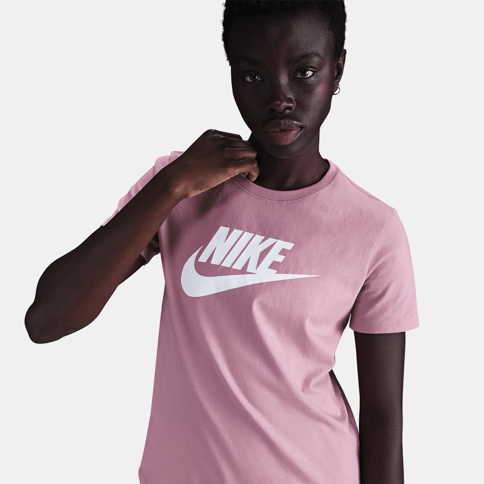Nike Sportswear Club Γυναικείο T-Shirt