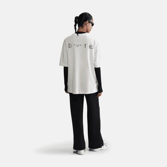 Nike Sportswear Dance Women's Oversized T-shirt