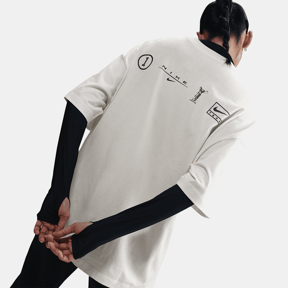 Nike Sportswear Dance Women's Oversized T-shirt