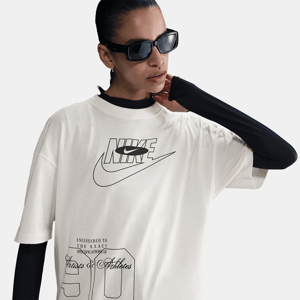 Nike Sportswear Dance Women's Oversized T-shirt