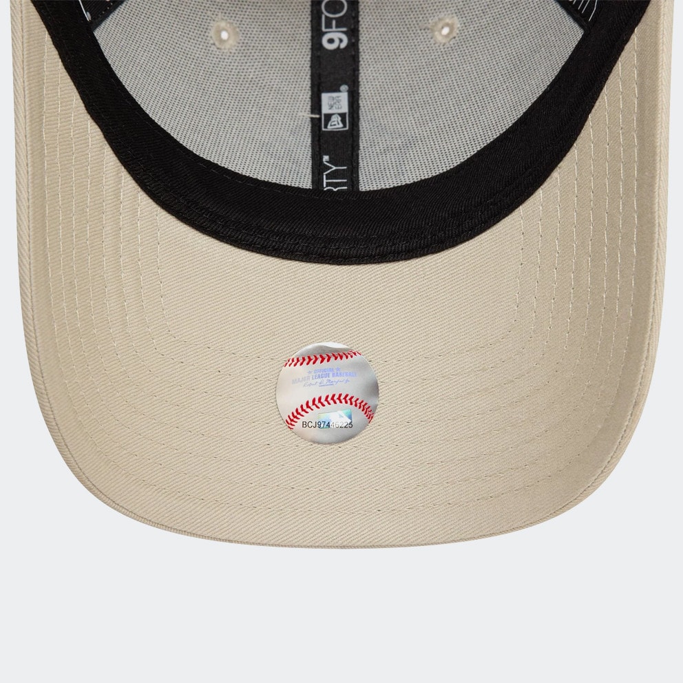New Era New York Yankees 9FORTY Team Outline Hat