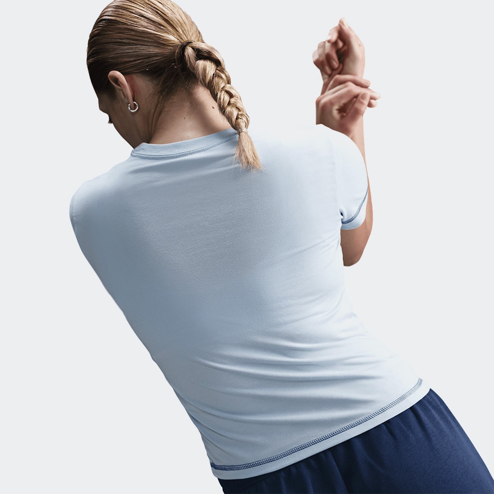 Nike Chill Knit Slim Cropped  Women's T-Shirt