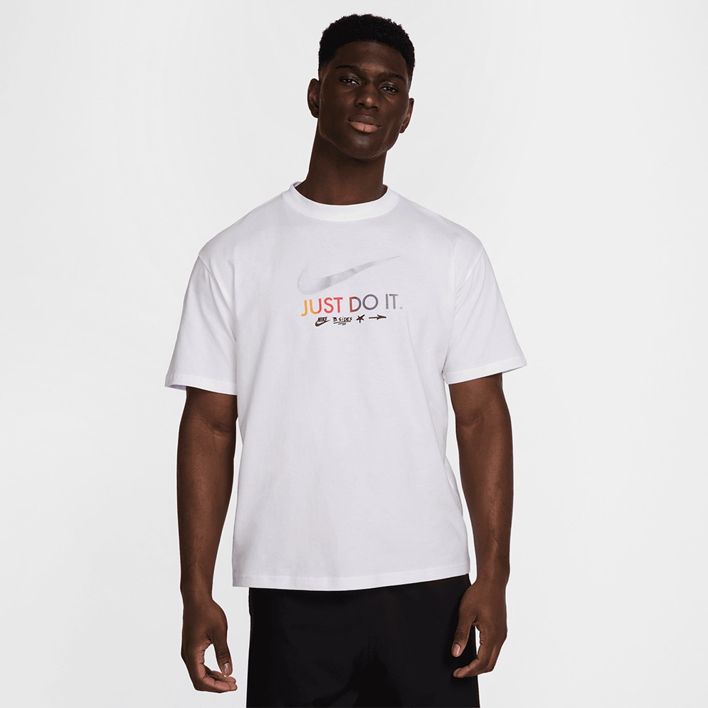 Nike Men's T-Shirt
