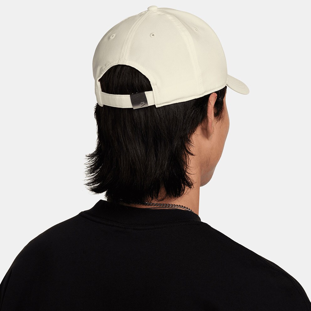 Nike Dri-FIT Club
Structured Metal Logo Series Hat
