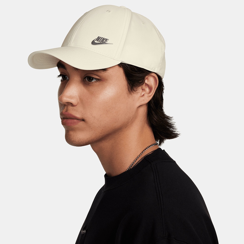 Nike Dri-FIT Club
Structured Metal Logo Series Hat