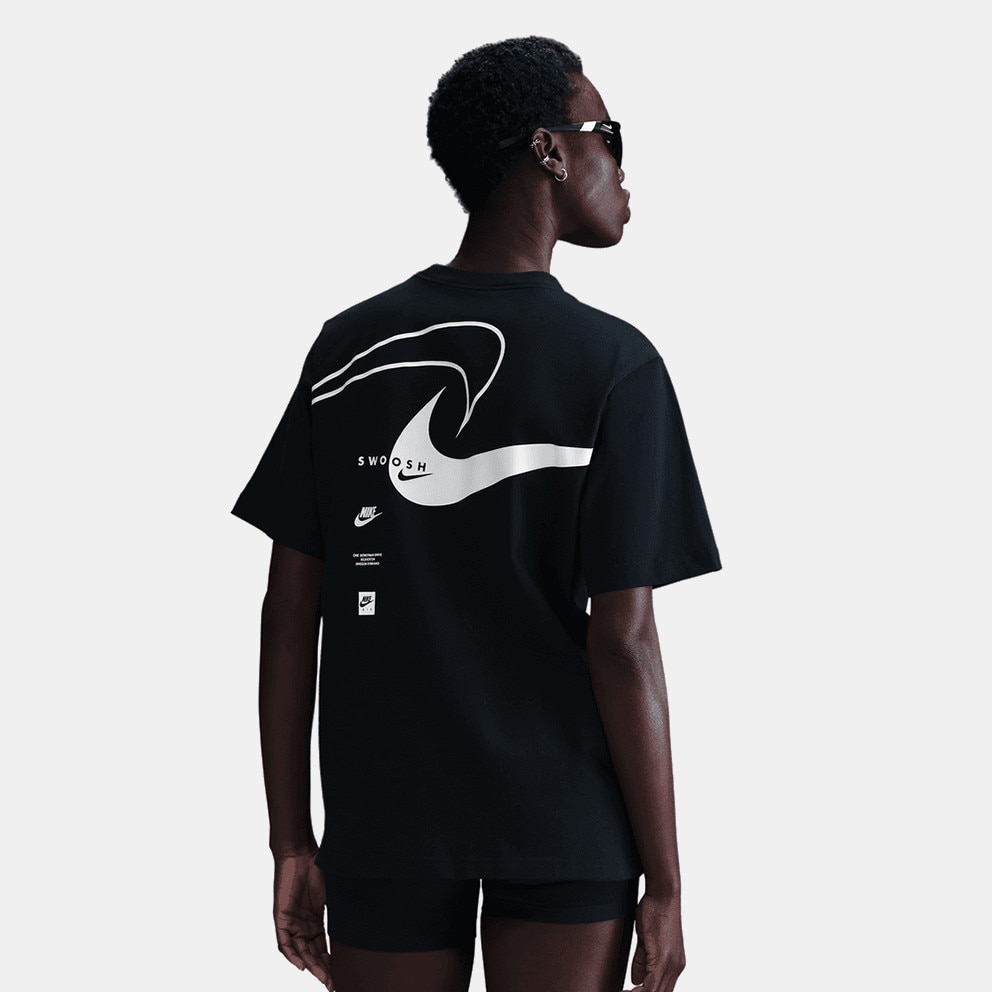 Nike Women's T-Shirt