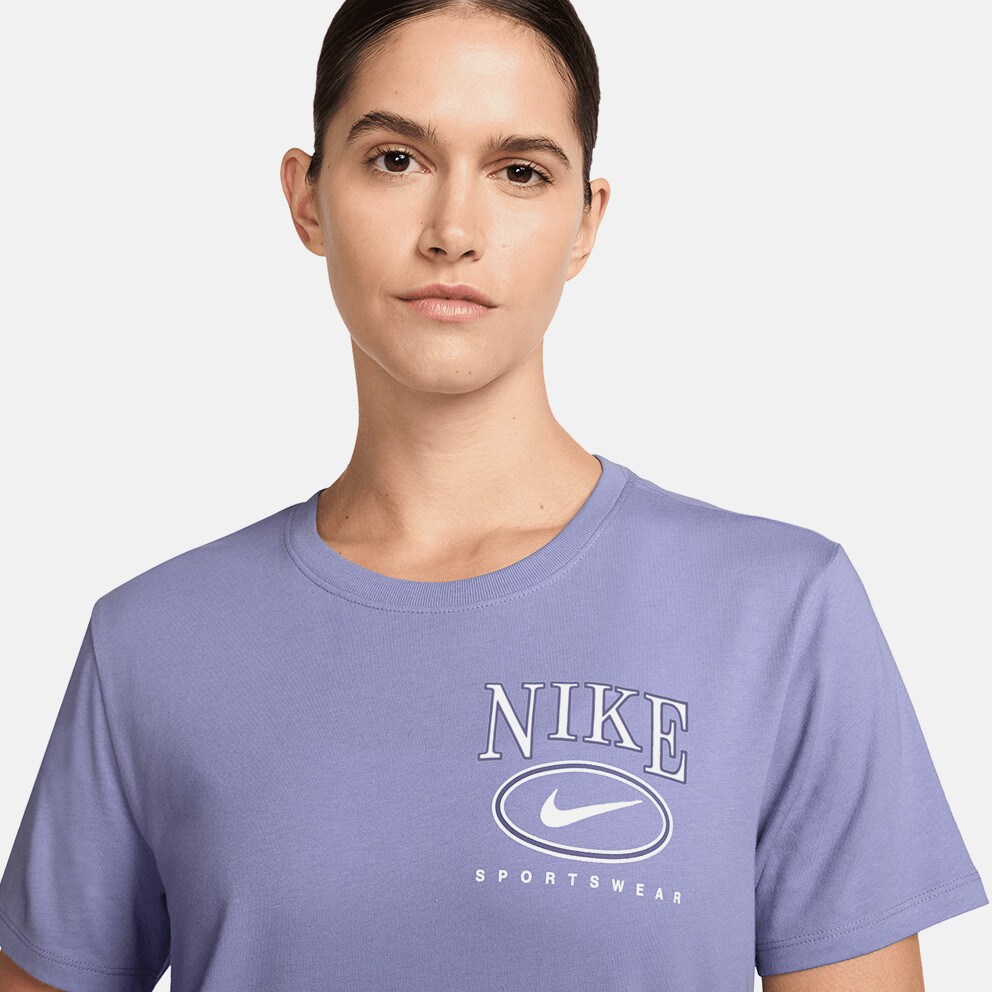 Nike Sportswear Club Women's T-Shirt